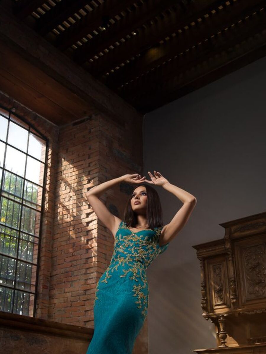 Rochie de gală tip sirenă – imaginea 2