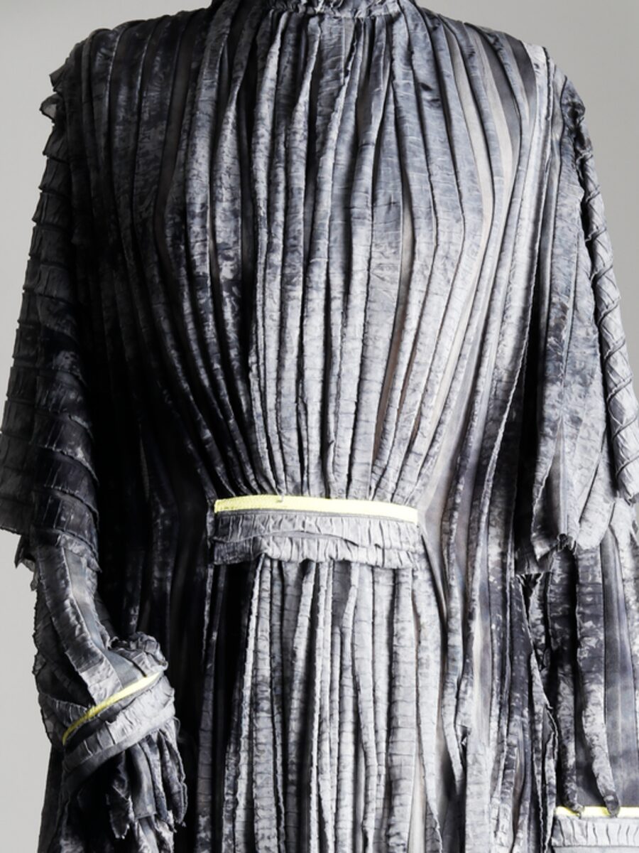 Rochie cu mânecă lungă – imaginea 2