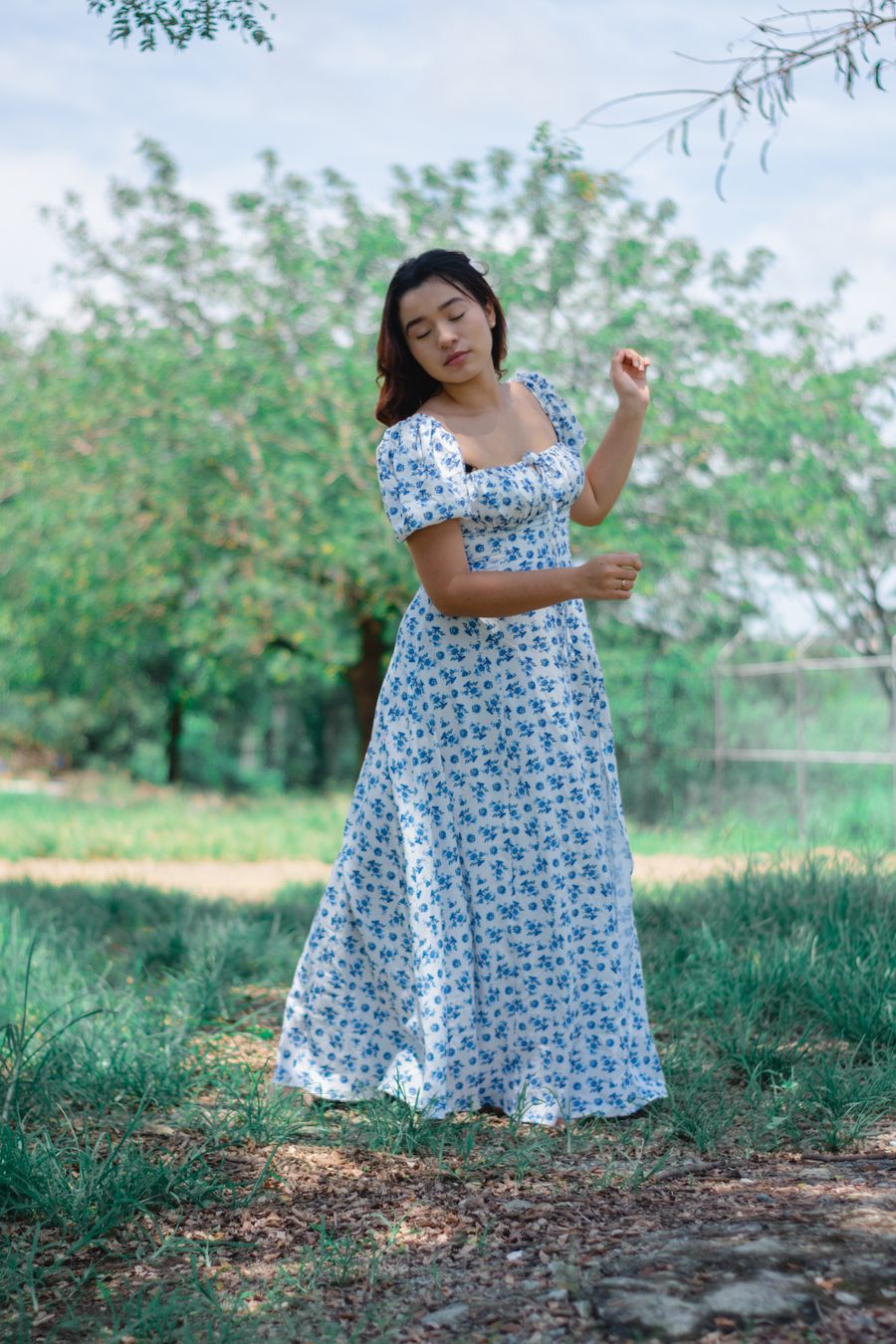 Rochie florală albastră